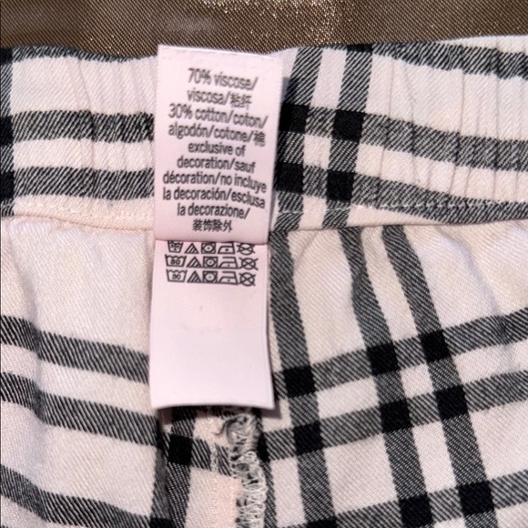 Victoria's Secret Cotton Flannel Pajama Set Long Sleeve Pink Black Plaid Sz L - Picture 9 of 16